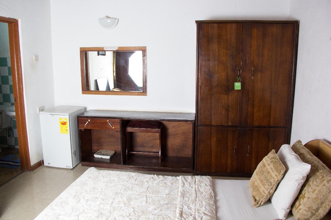 Akosombo Continental Hotel Экстерьер фото